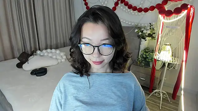 AgnieszkaBanana online show from 05/19/26, 04:08