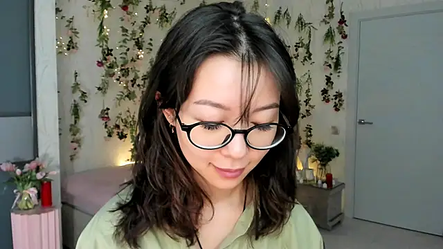 AgnieszkaBanana online show from 05/26/26, 04:08