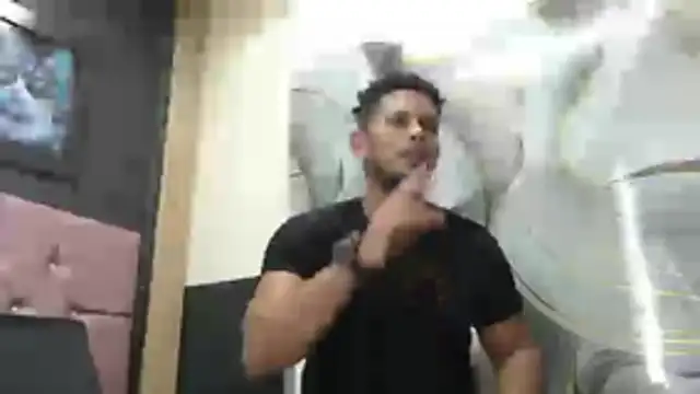 Chris Dick23 online show from 11/06/25, 05:19