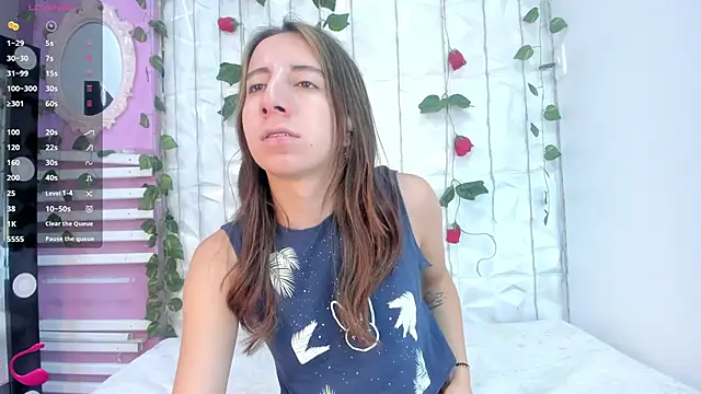 Miiaa doll online show from 03/11/25, 11:44