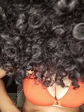 Su Duarte 1 online show from 12/22/25, 01:35