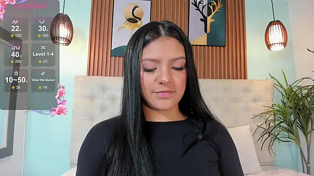 NicolleeEvanss online show from 02/06/25, 11:32