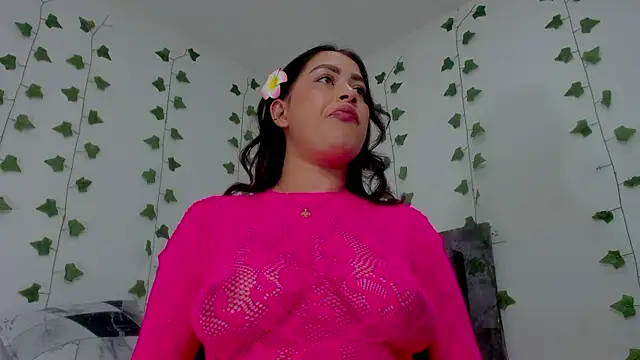 Miaa Garcia online show from 05/06/26, 10:04