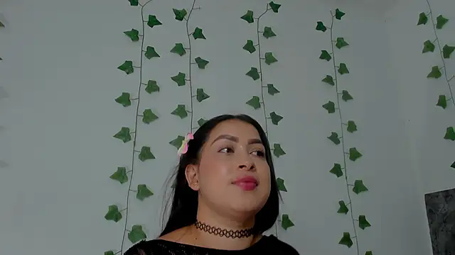 Miaa Garcia online show from 05/09/26, 12:16