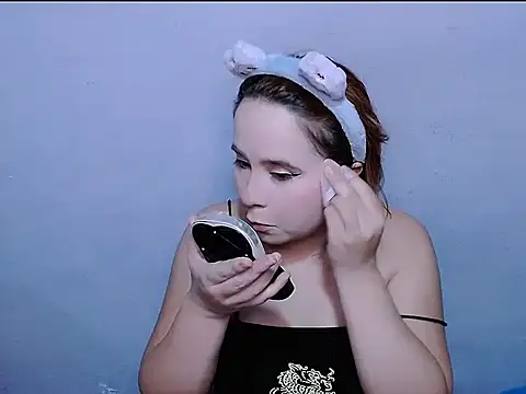 SubLayla01 online show from 03/21/26, 06:00