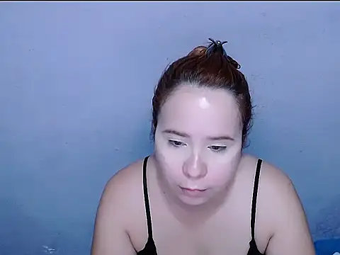 SubLayla01 online show from 04/14/26, 06:36