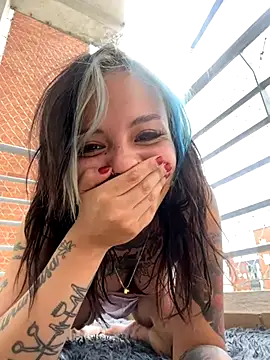 Alicia Ortiiz online show from 10/25/25, 03:07