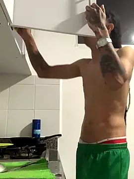 JovenDesobediente online show from 09/16/25, 03:18