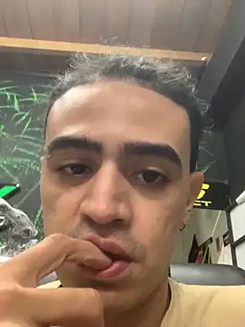 JovenDesobediente online show from 10/08/25, 09:12