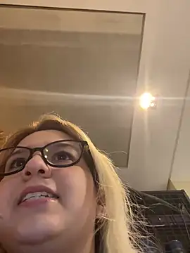 amooraaamoon online show from 01/27/25, 04:54