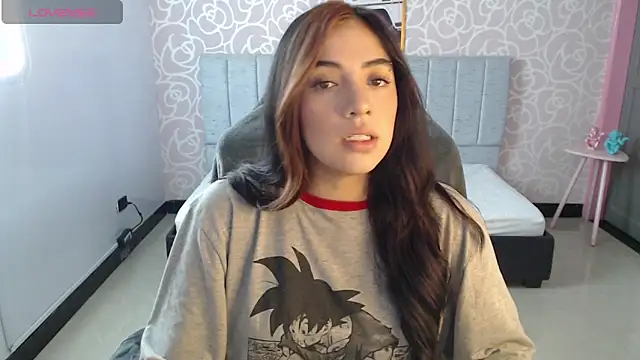 Snapshot of ninfa1_ch chatting on 12/18/24, 11:24 ninfa1 ch online show from 12/18/24, 11:24