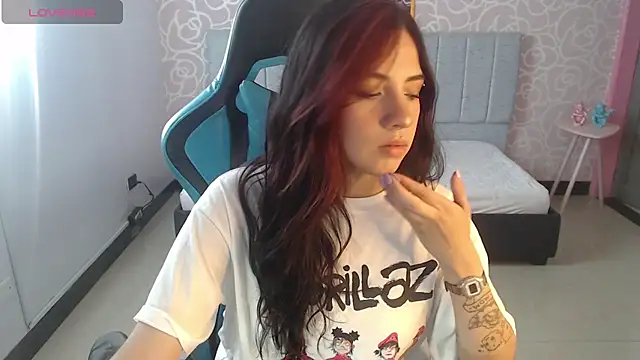 Snapshot of ninfa1_ch chatting on 12/30/24, 11:26 ninfa1 ch online show from 12/30/24, 11:26