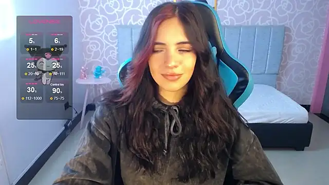 Snapshot of ninfa1_ch chatting on 01/08/25, 11:32 ninfa1 ch online show from 01/08/25, 11:32