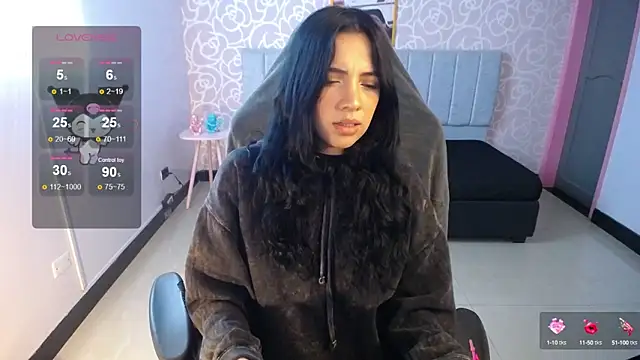 Snapshot of ninfa1_ch chatting on 01/15/25, 11:21 ninfa1 ch online show from 01/15/25, 11:21