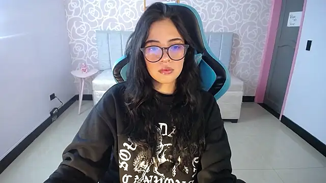 Snapshot of ninfa1_ch chatting on 02/20/25, 11:09 ninfa1 ch online show from 02/20/25, 11:09