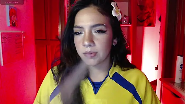 Snapshot of ninfa1_ch chatting on 09/09/25, 11:37 ninfa1 ch online show from 09/09/25, 11:37