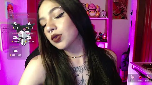 Snapshot of ninfa1_ch chatting on 09/11/25, 11:38 ninfa1 ch online show from 09/11/25, 11:38