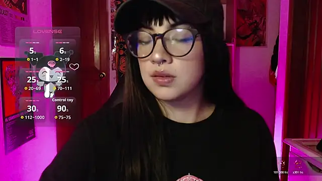 Snapshot of ninfa1_ch chatting on 11/12/25, 12:11 ninfa1 ch online show from 11/12/25, 12:11