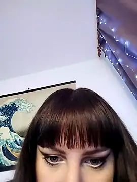 EmmaKrosss online show from 11/07/25, 09:31