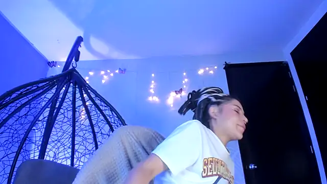 Hellen dumont online show from 02/11/25, 02:25