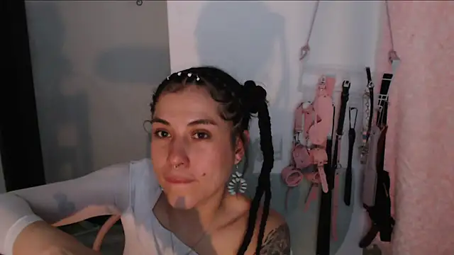 Hellen dumont online show from 03/01/26, 01:51