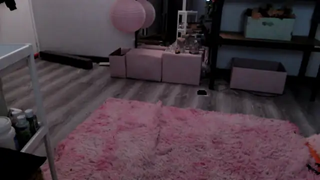 Hellen dumont online show from 03/28/26, 02:11