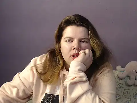 so shy online show from 11/26/25, 07:31