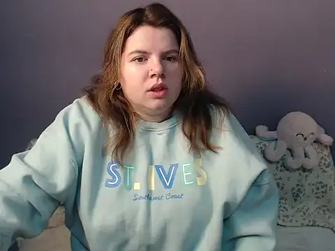 so shy online show from 11/30/25, 07:23