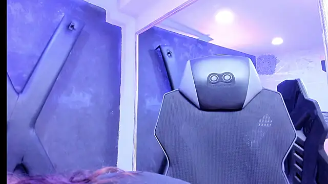 Snapshot of DarlingBDSM_ chatting on 02/20/26, 03:01 DarlingBDSM online show from 02/20/26, 03:01