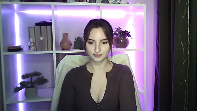 X Alisa online show from 03/18/25, 07:10