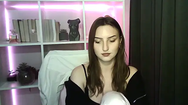 X Alisa online show from 10/12/25, 06:29