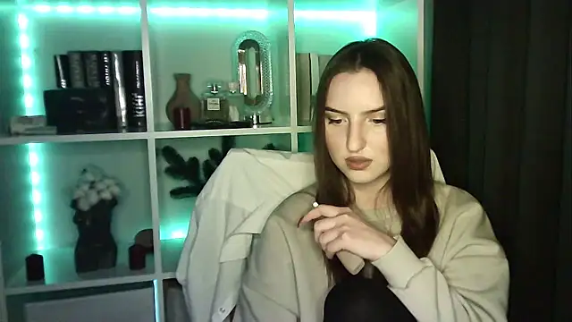 X Alisa online show from 01/18/26, 08:01