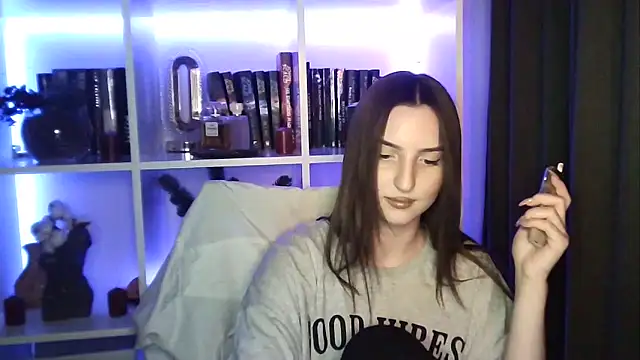 X Alisa online show from 03/24/26, 07:19