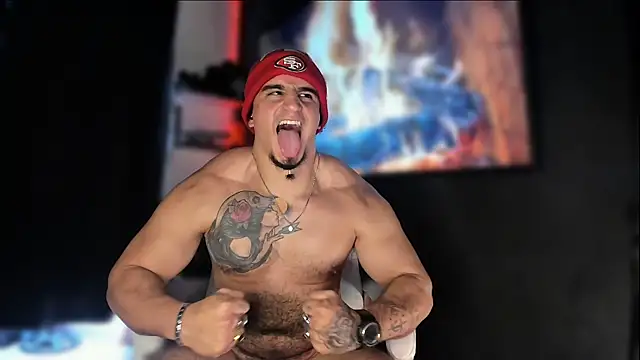 Snapshot of kingbear777 chatting on 12/17/24, 03:28 kingbear777 online show from 12/17/24, 03:28