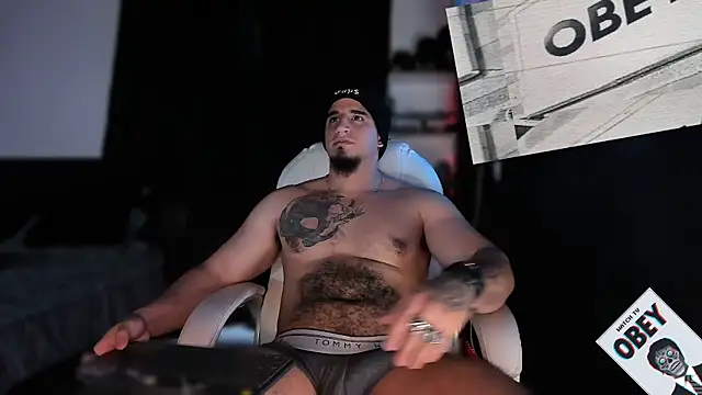 Snapshot of kingbear777 chatting on 02/06/25, 05:57 kingbear777 online show from 02/06/25, 05:57