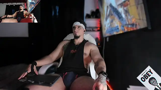 Snapshot of kingbear777 chatting on 02/15/25, 01:31 kingbear777 online show from 02/15/25, 01:31