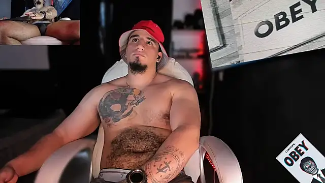 Snapshot of kingbear777 chatting on 02/16/25, 03:04 kingbear777 online show from 02/16/25, 03:04