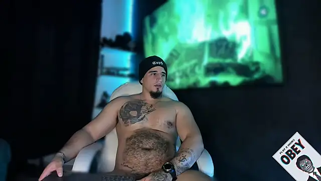 Snapshot of kingbear777 chatting on 02/18/25, 12:04 kingbear777 online show from 02/18/25, 12:04