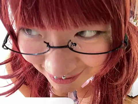 Snapshot of xxxYUKARIxxx chatting on 07/31/26, 12:26 xxxYUKARIxxx online show from 07/31/26, 12:26