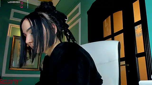 1Munique online show from 01/18/25, 09:55