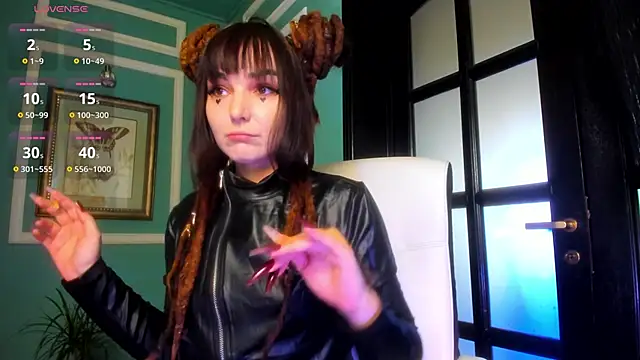 1Munique online show from 11/13/25, 11:20