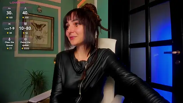 1Munique online show from 11/29/25, 12:30