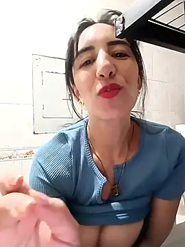 christine-x online show from 04/22/26, 10:22