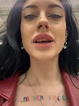 Melissa crazy online show from 02/03/25, 03:17