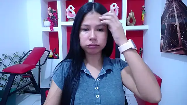 Letty Plugxo online show from 10/15/25, 12:05