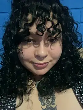 Snapshot of Kimberliprivv chatting on 04/15/26, 09:37 Kimberliprivv online show from 04/15/26, 09:37