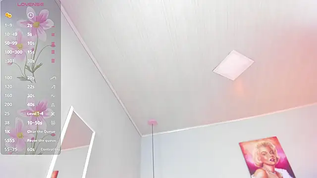 ScarletGV online show from 02/04/25, 04:37