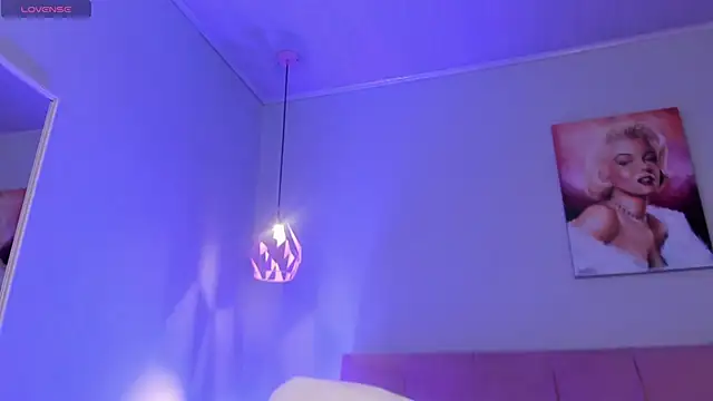 ScarletGV online show from 03/21/26, 08:19