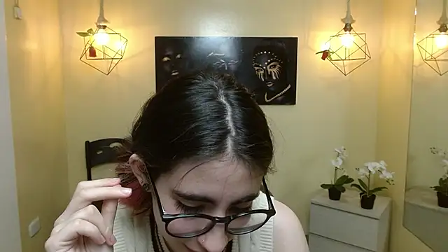 Snapshot of LenaRoses chatting on 01/11/25, 12:44 LenaRoses online show from 01/11/25, 12:44