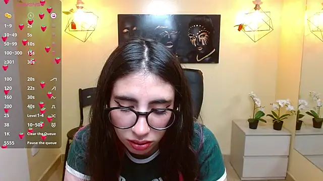 Snapshot of LenaRoses chatting on 01/11/25, 09:36 LenaRoses online show from 01/11/25, 09:36